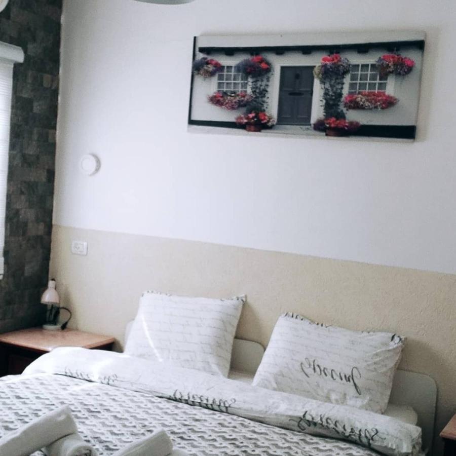 Vitrage Guest House Nazareth Room photo